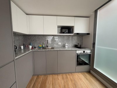 Apartamento de 1 dormitorio en ALQUILER  TEMPORADA- Península  - BYH4058A