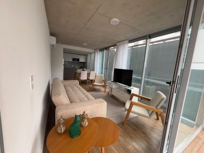 Apartamento de 1 dormitorio en ALQUILER  TEMPORADA- Península  - BYH4058A
