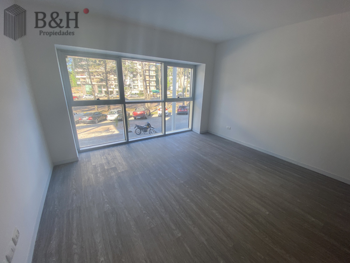 Amplio apartamento en ocean drive country