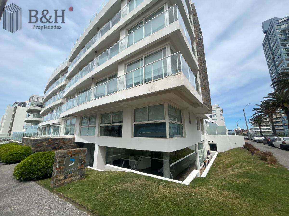 Hermoso apartamento en venta en península 2 dormitorios  - BYH5897A