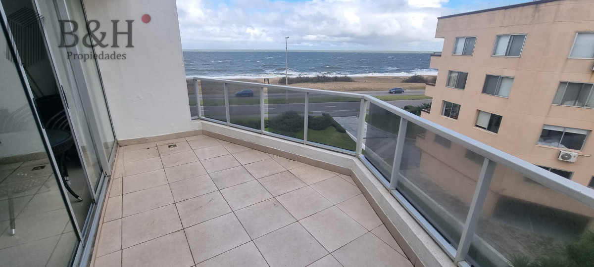 Penthouse de 3 dormitorios con parrillero - BYH3327A