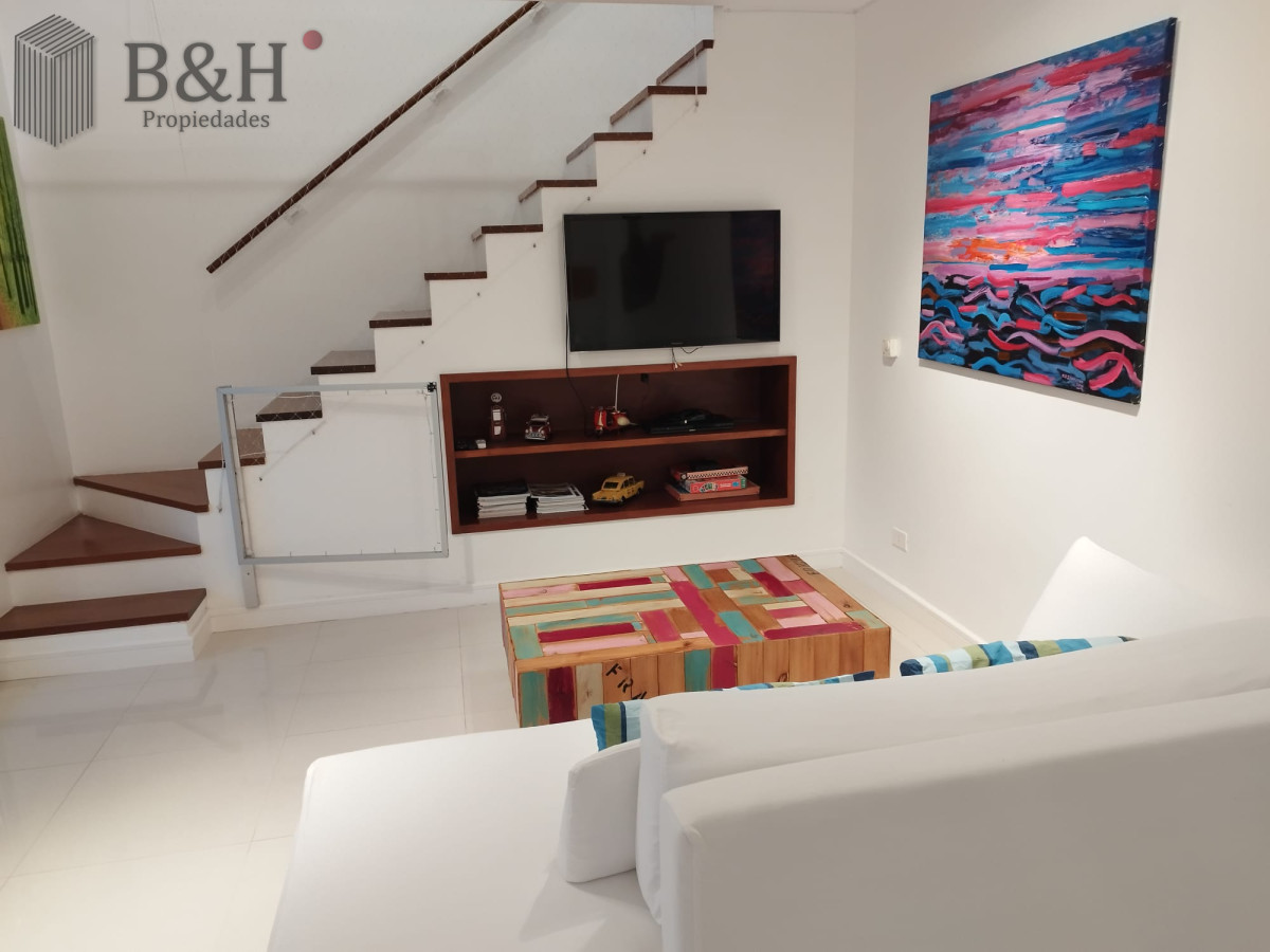 APARTAMENTO EN VILLA BRAVA. 3 DORMITORIOS