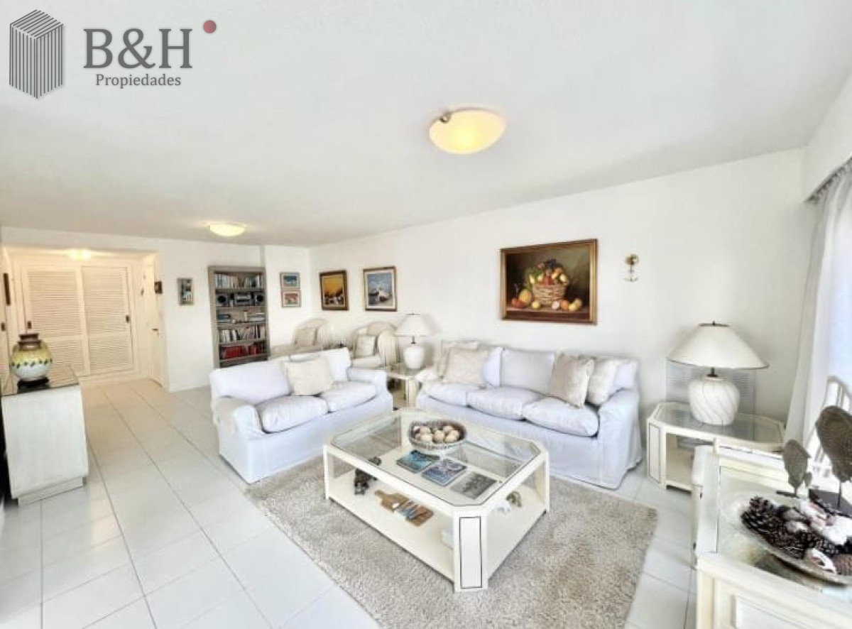 Apartamento de 3 dormitorio + dep en alquiler temporada!!! - Peninsula - BYH4771A