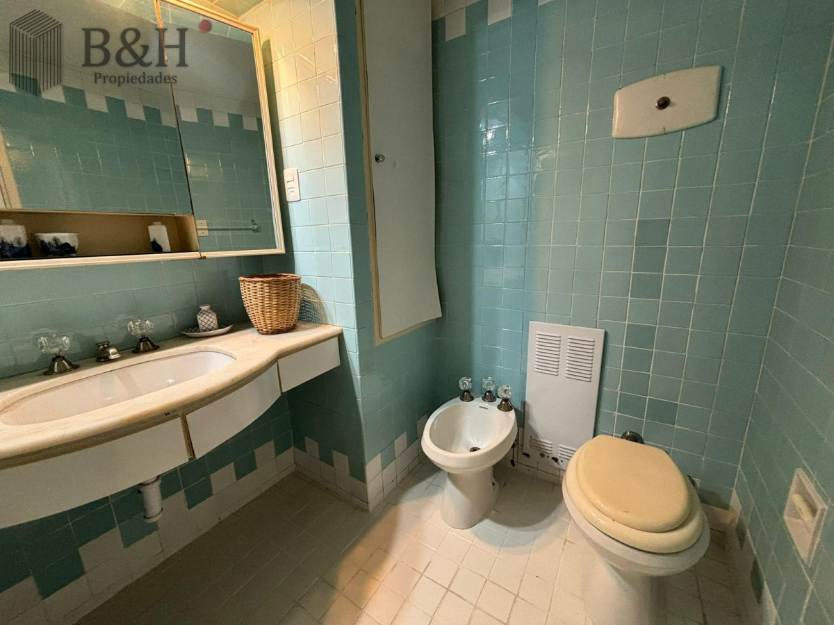 Apartamento ID.4342 - Apartamento de  4 dormitorios en venta - Punta del Este 