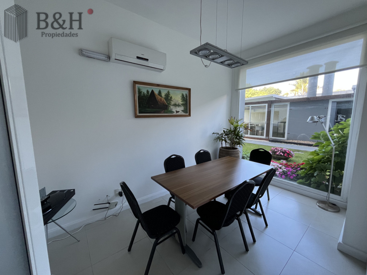 Apartamento ID.6737 - Alquiler invernal de apartamento de 1 dormitorio con cochera en zona Shopping