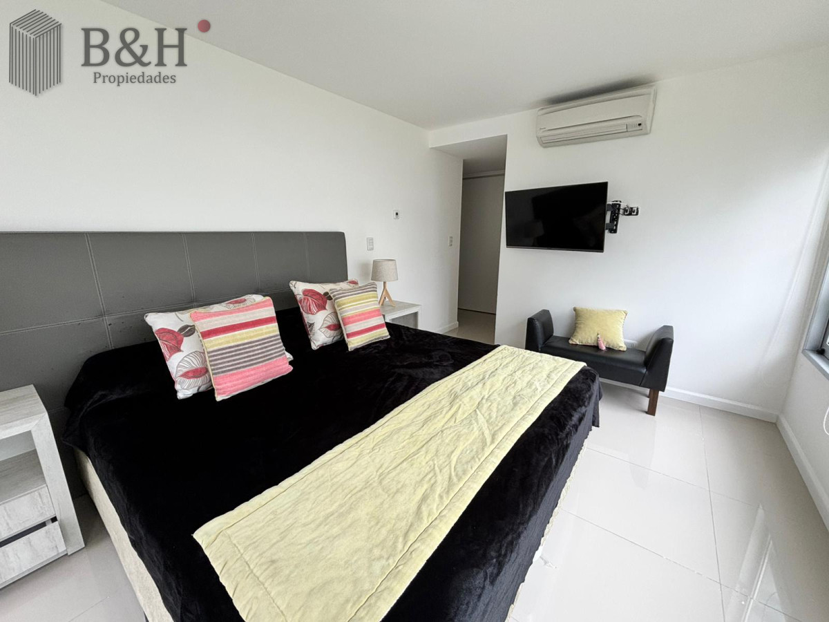 Apartamento ID.6164 - Apartamento de 3 dormitorios, primera linea Punta del Este