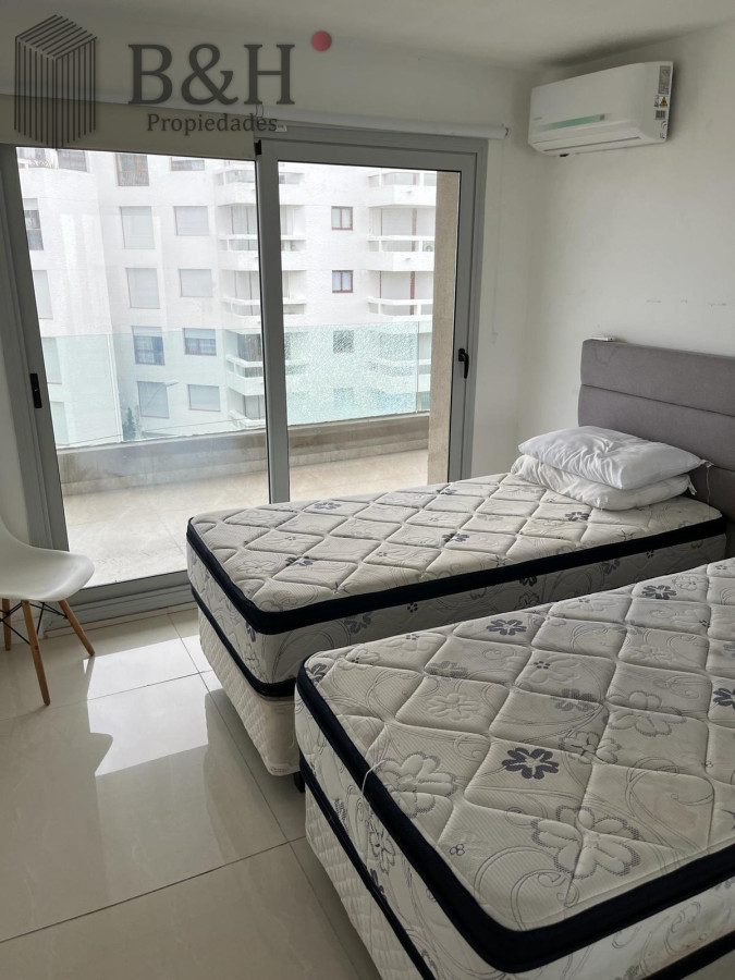 Apartamento ID.2189 - Apartamento en alquiler Anual primera linea de la mansa