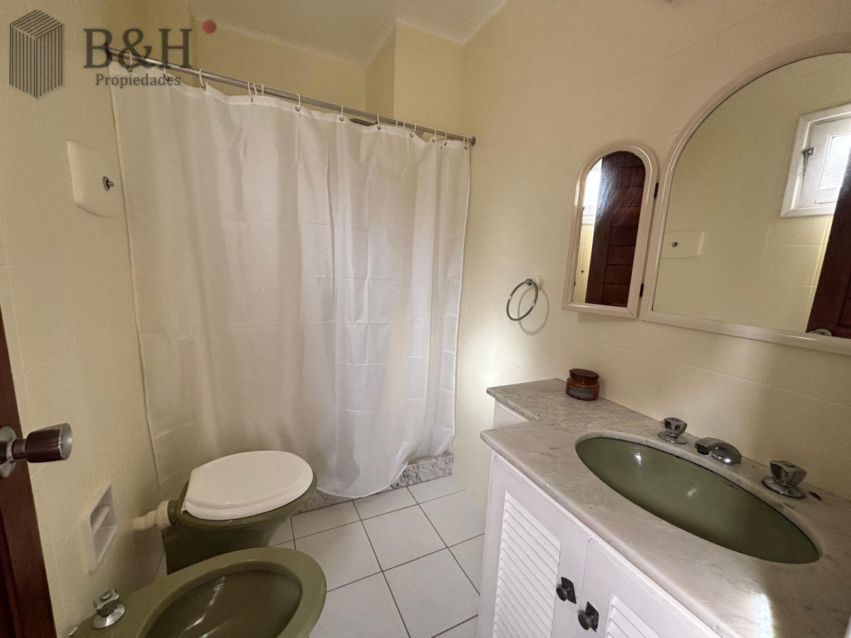 Apartamento ID.4983 - Apartamento de 4 dormitorios a la venta - Punta del Este