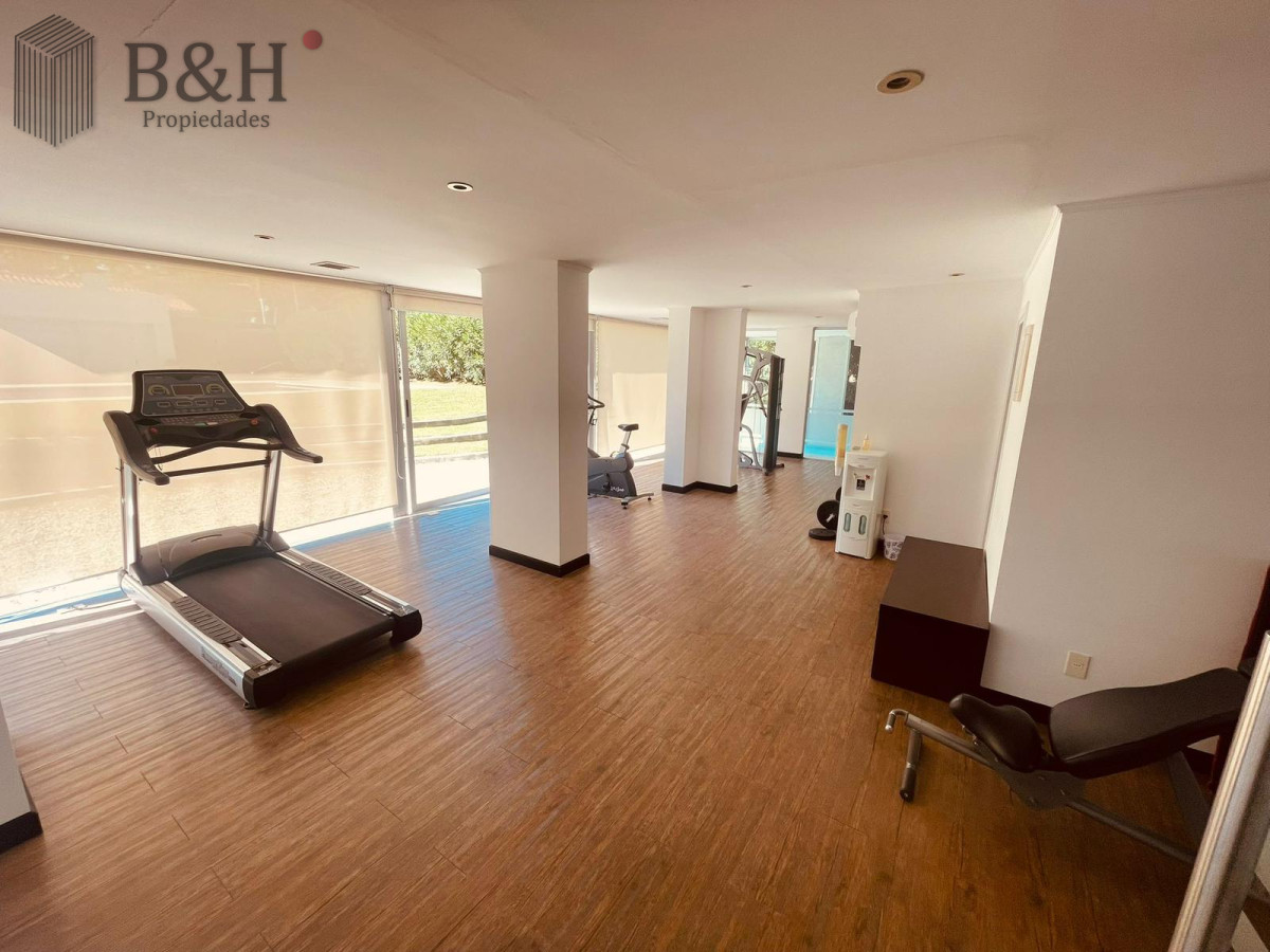 Apartamento ID.4116 - Apartamento de 2 dormitorios en suite - Punta del Este 