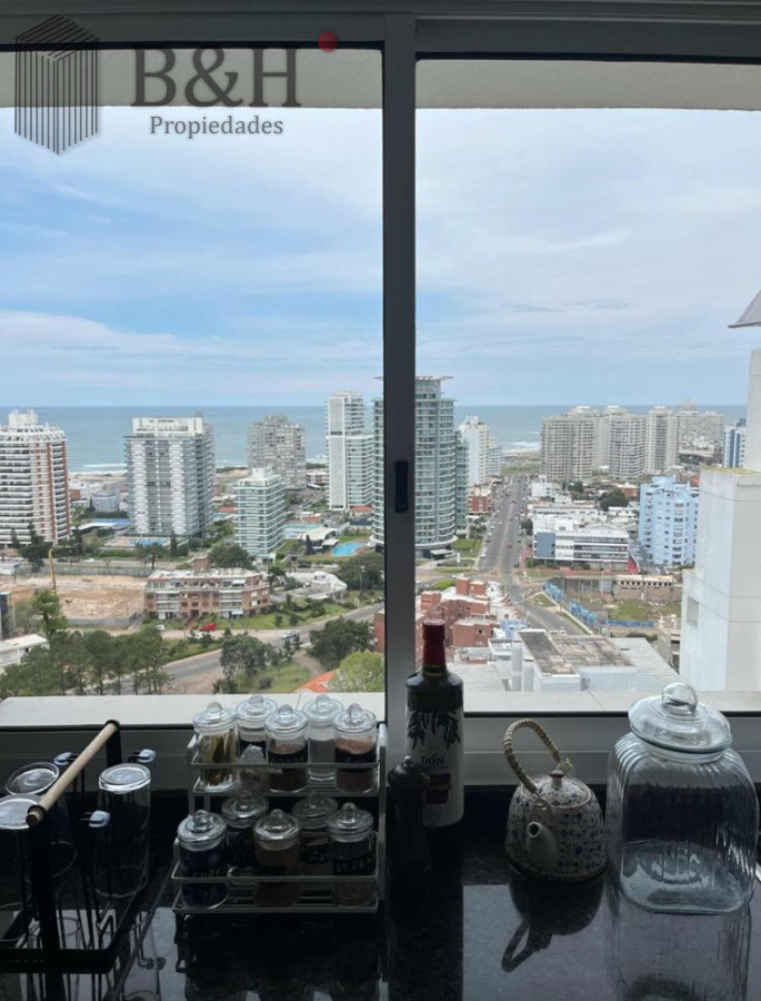 Boulevard Artigas - GoPunta - Portal Inmobiliario de Punta del Este - Maldonado