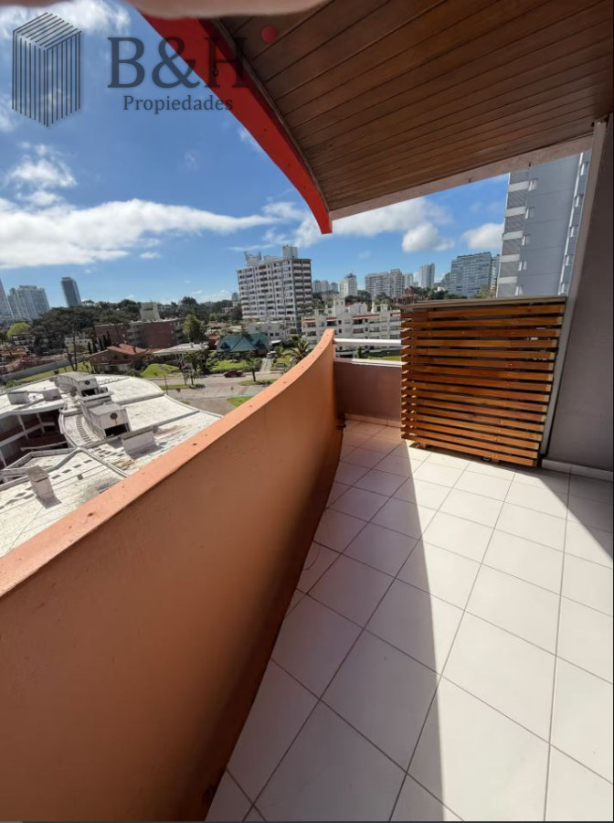 Apartamento ID.5966 - Alquiler de temporada, apartamento, 3 dormitorios, Punta del Este