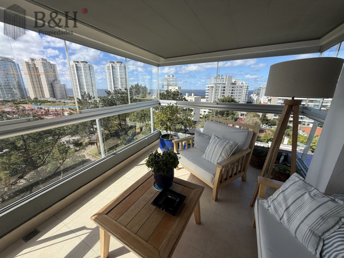 Apartamento ID.8055 - Apartamento 3 Dormitorios Avenida Roosevelt Punta del Este Cochera