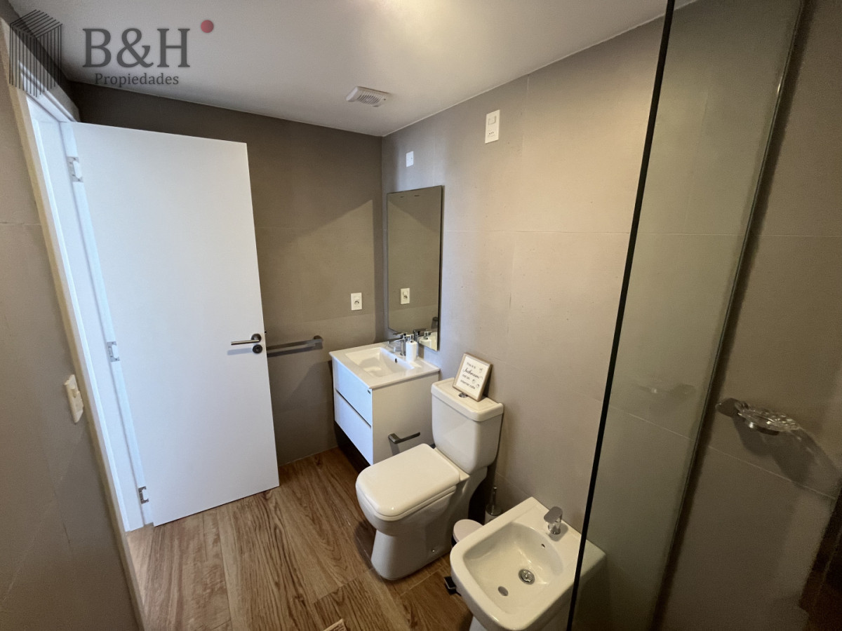 Apartamento ID.7119 - Apartamento de 2 dormitorios con vista al Mar en alquiler - Playa Mansa