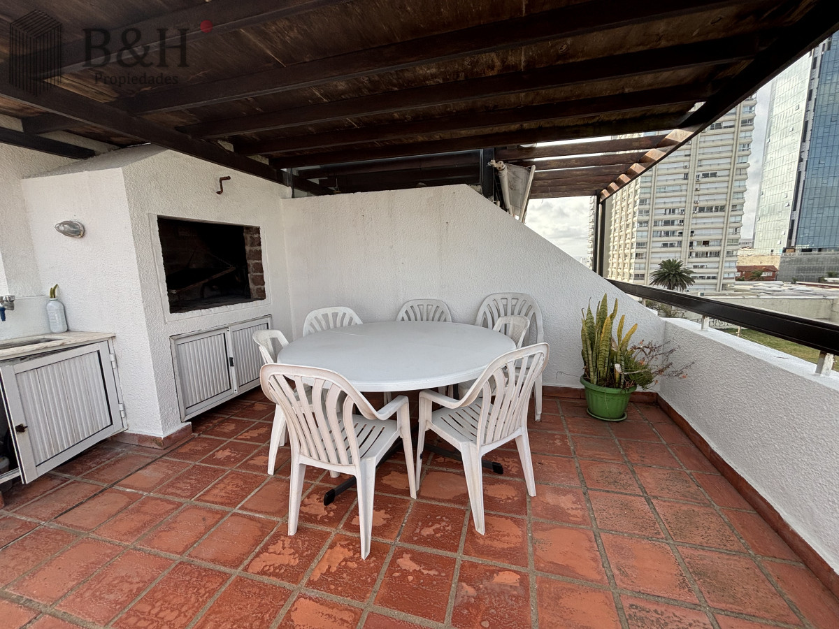 Apartamento ID.4096 - Apartamento de 2 dormitorio - En Península con parrillero exclusivo en la terraza
