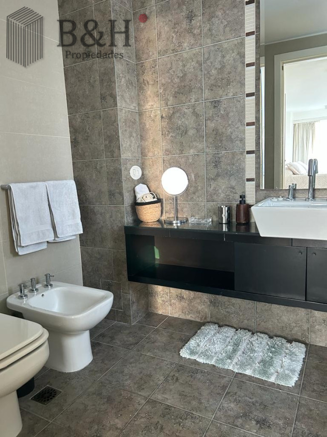 Apartamento ID.3412 -  Apartamento en  - Punta del Este. Zona Mansa a 50mts del mar
