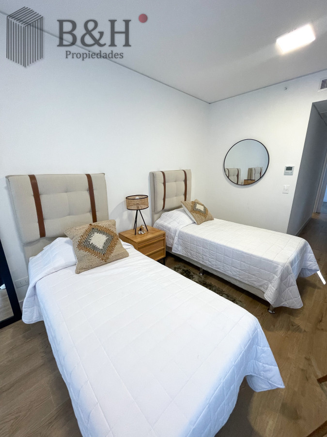 Apartamento ID.5664 - Apartamento de 2 dormitorios en alquiler, torre TRUMP Punta del Este