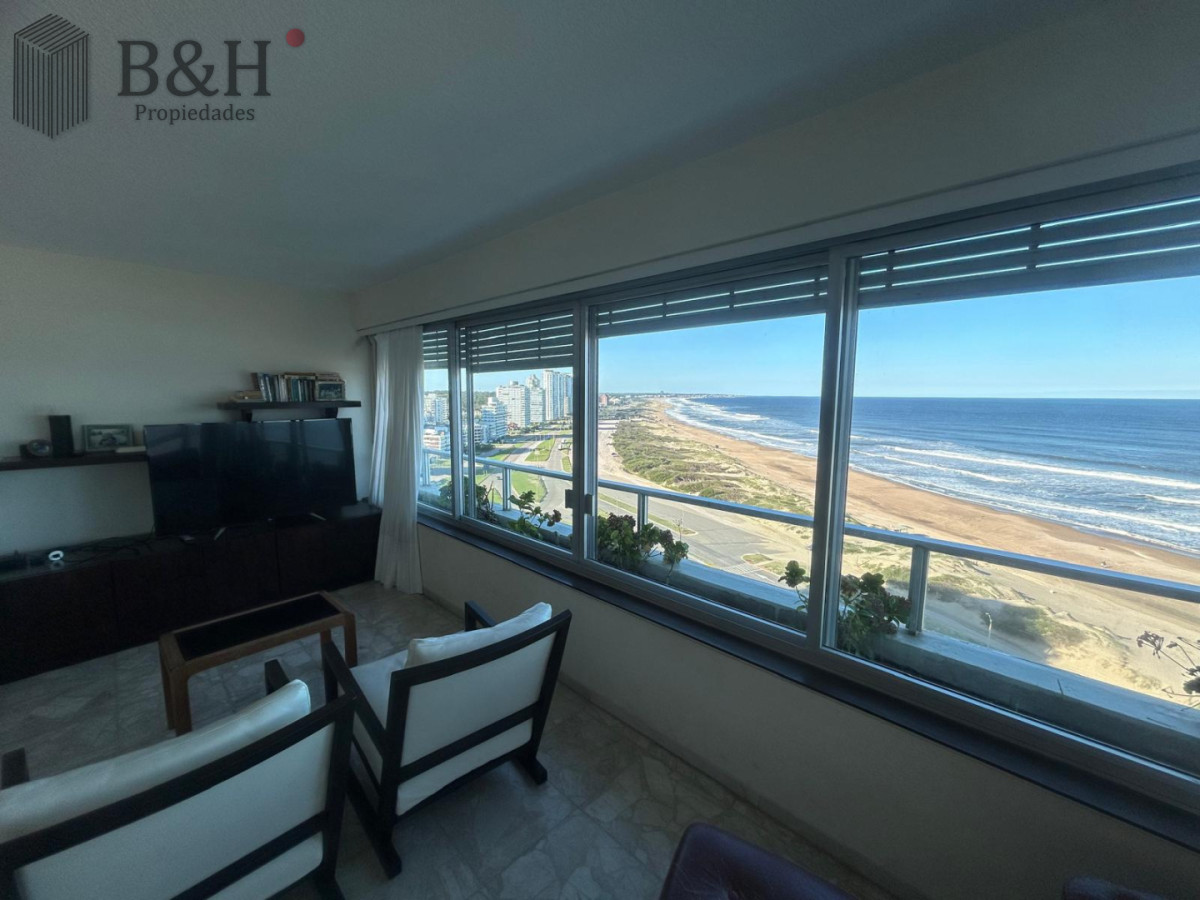 Apartamento ID.6991 - apartamento en venta 3 dormitorios más servicio en brava 