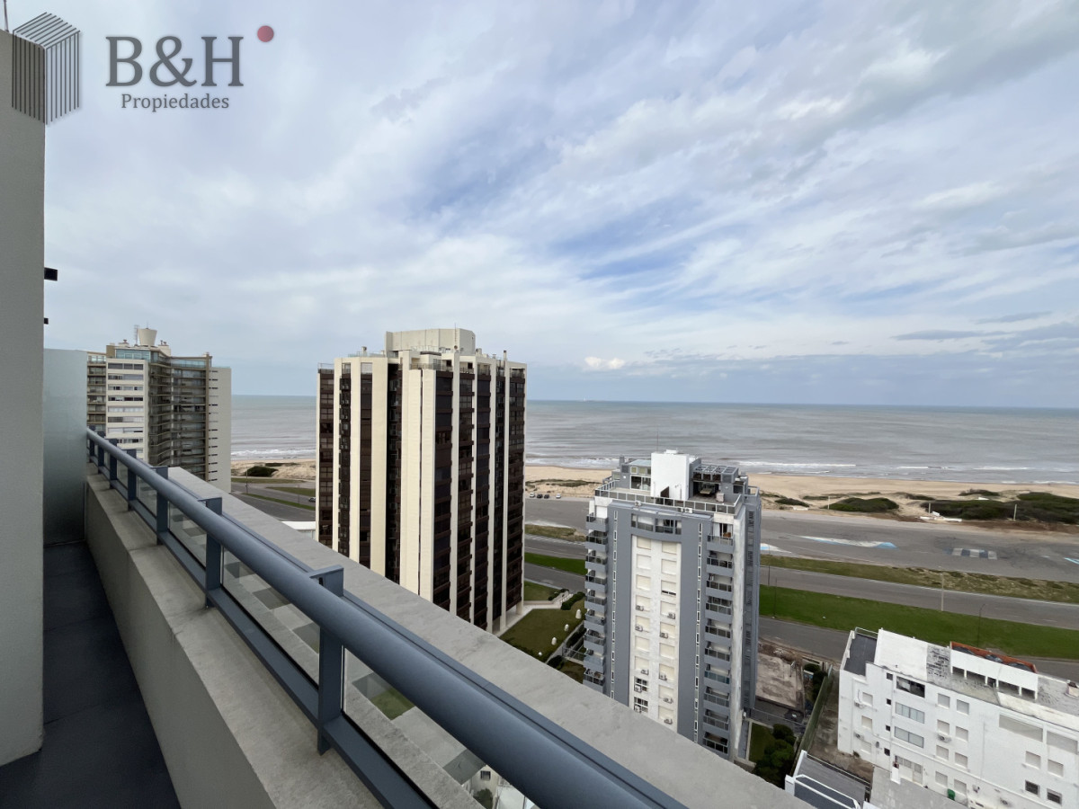 Apartamento ID.7712 - Apartamento en Venta en Playa Brava 2 dormitorios