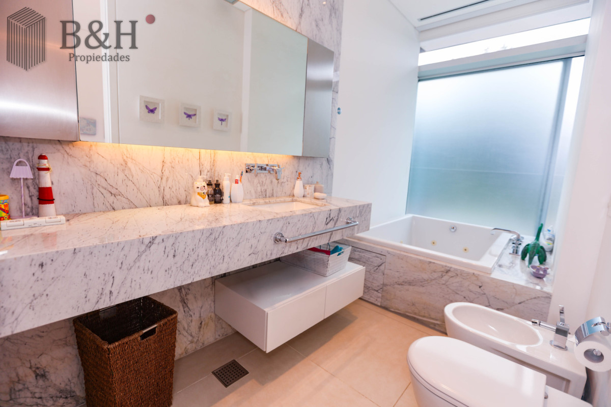 Apartamento ID.6855 - Apartamento Exclusivo en venta en primera linea en la Brava