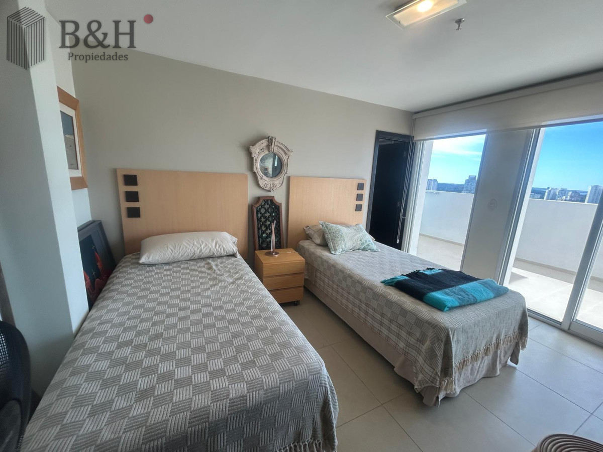 Apartamento ID.5190 - venta de pent-house dos dormitorios mansa