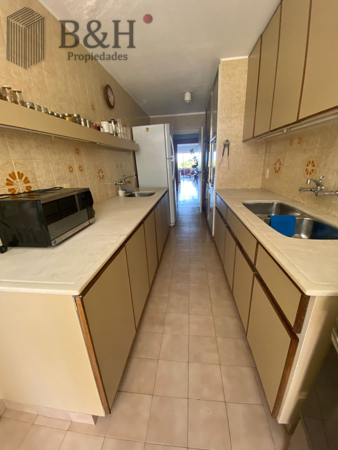 Apartamento ID.2080 - Apartamento en Primera Linea en LA BRAVA