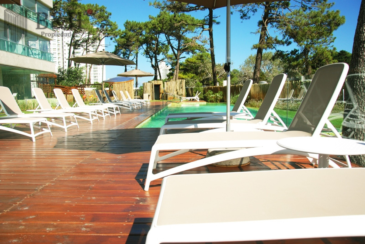 Apartamento ID.1979 - Agradable Pent House de 2 dormitorios con gran vista al mar
