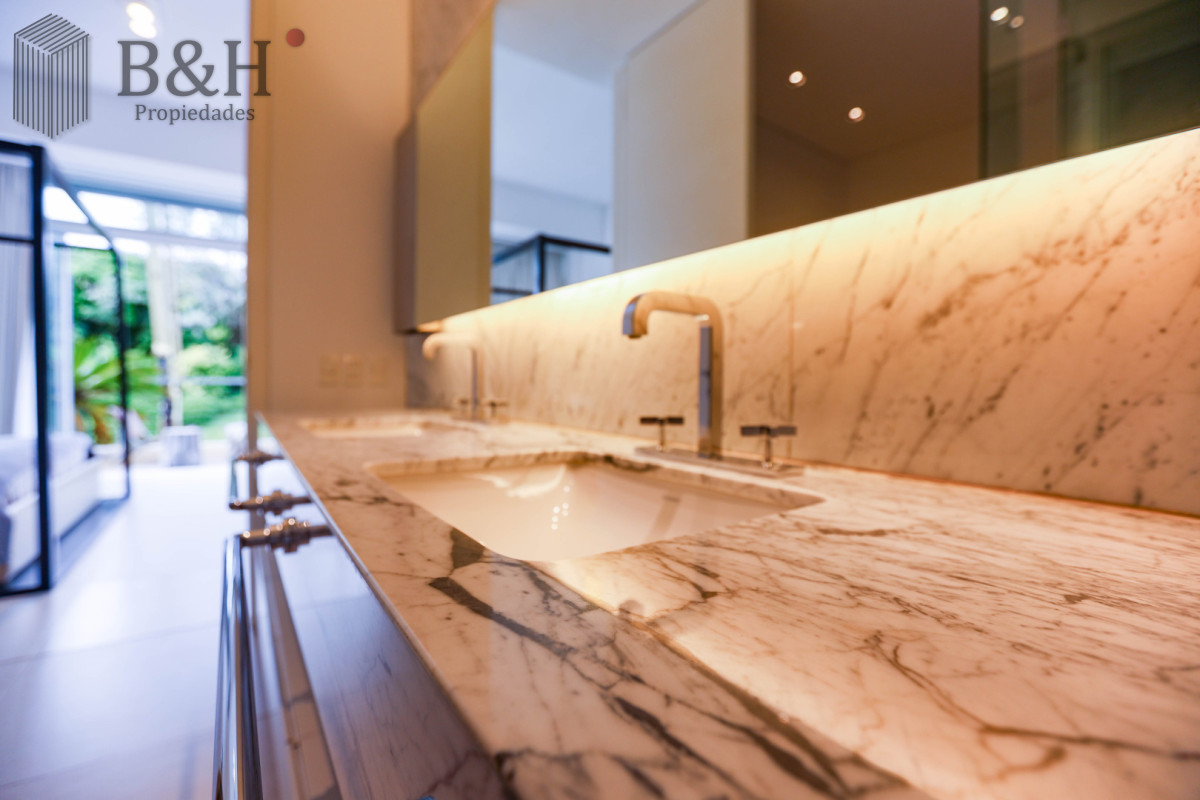 Apartamento ID.6855 - Apartamento Exclusivo en venta en primera linea en la Brava