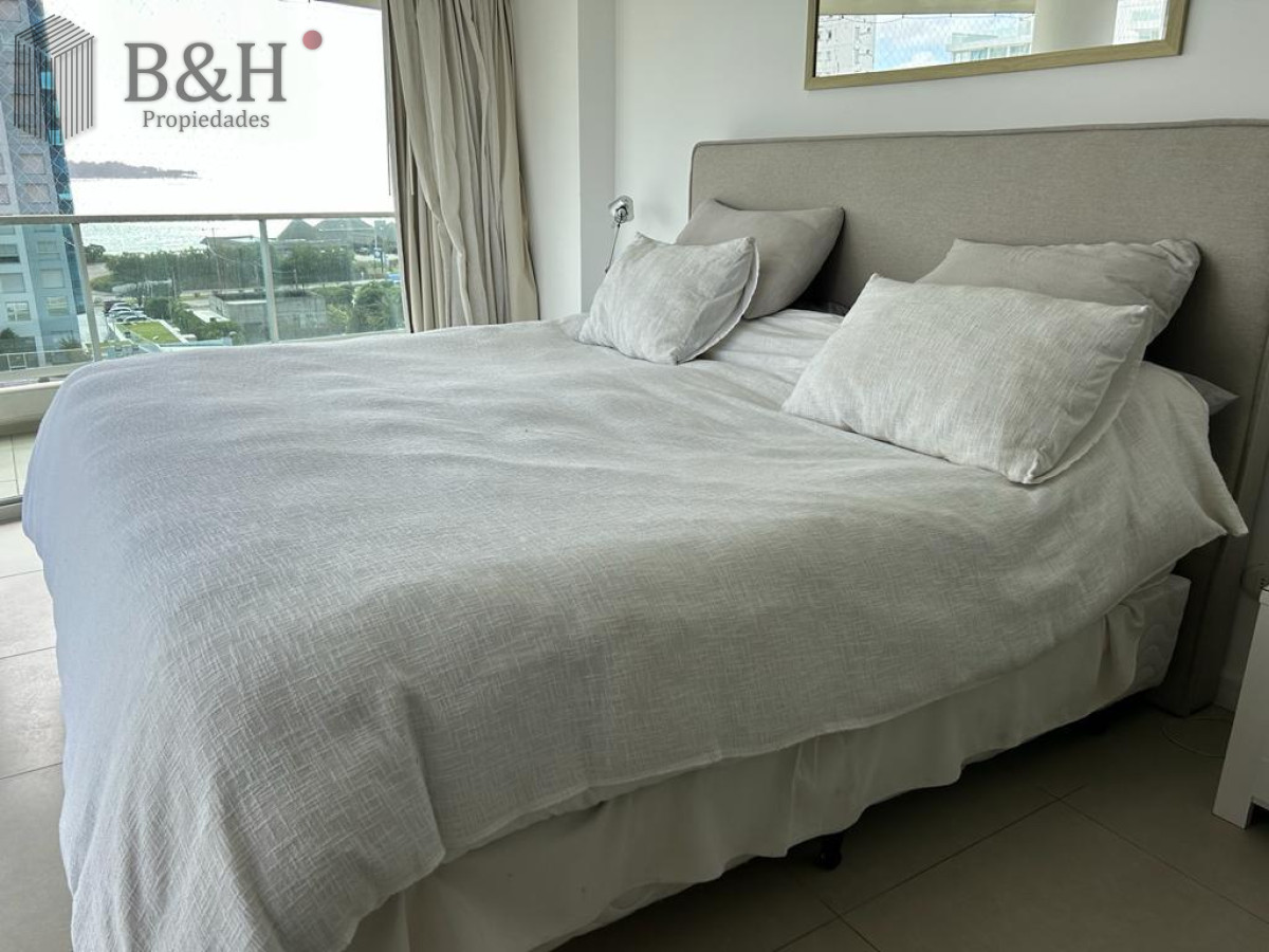 Apartamento ID.3412 -  Apartamento en  - Punta del Este. Zona Mansa a 50mts del mar