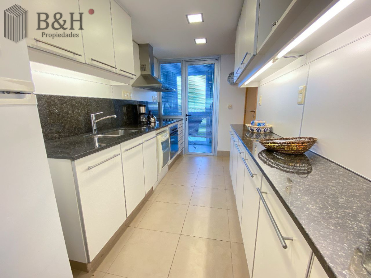 Apartamento ID.1767 - Apartamento en primera linea Peninsula 3 dormitorios en suite