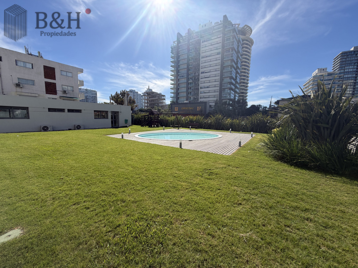 Apartamento ID.6969 - Apartamento de 3 dormitorios en venta, Punta del Este