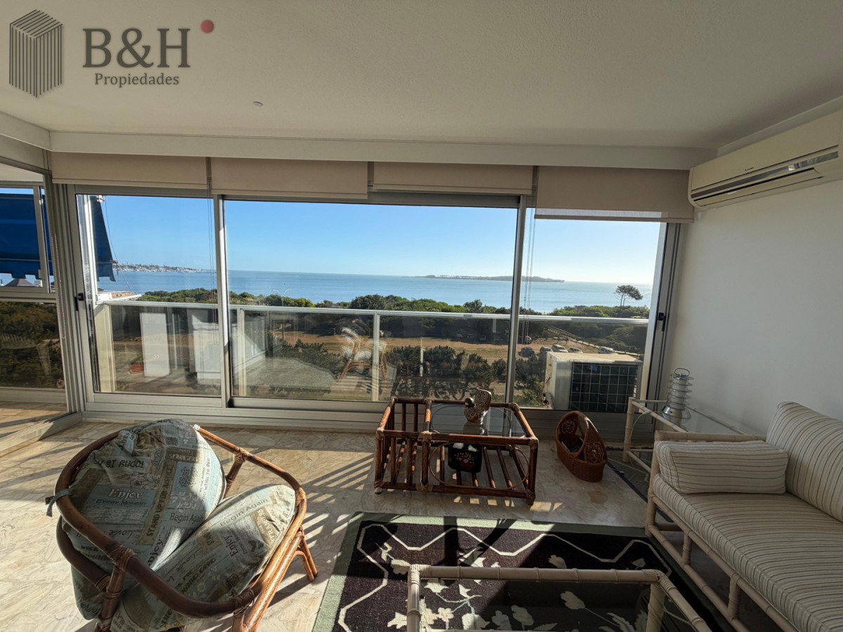 Apartamento ID.5228 - Apartamento de 4 dormitorios en venta, Punta del este 