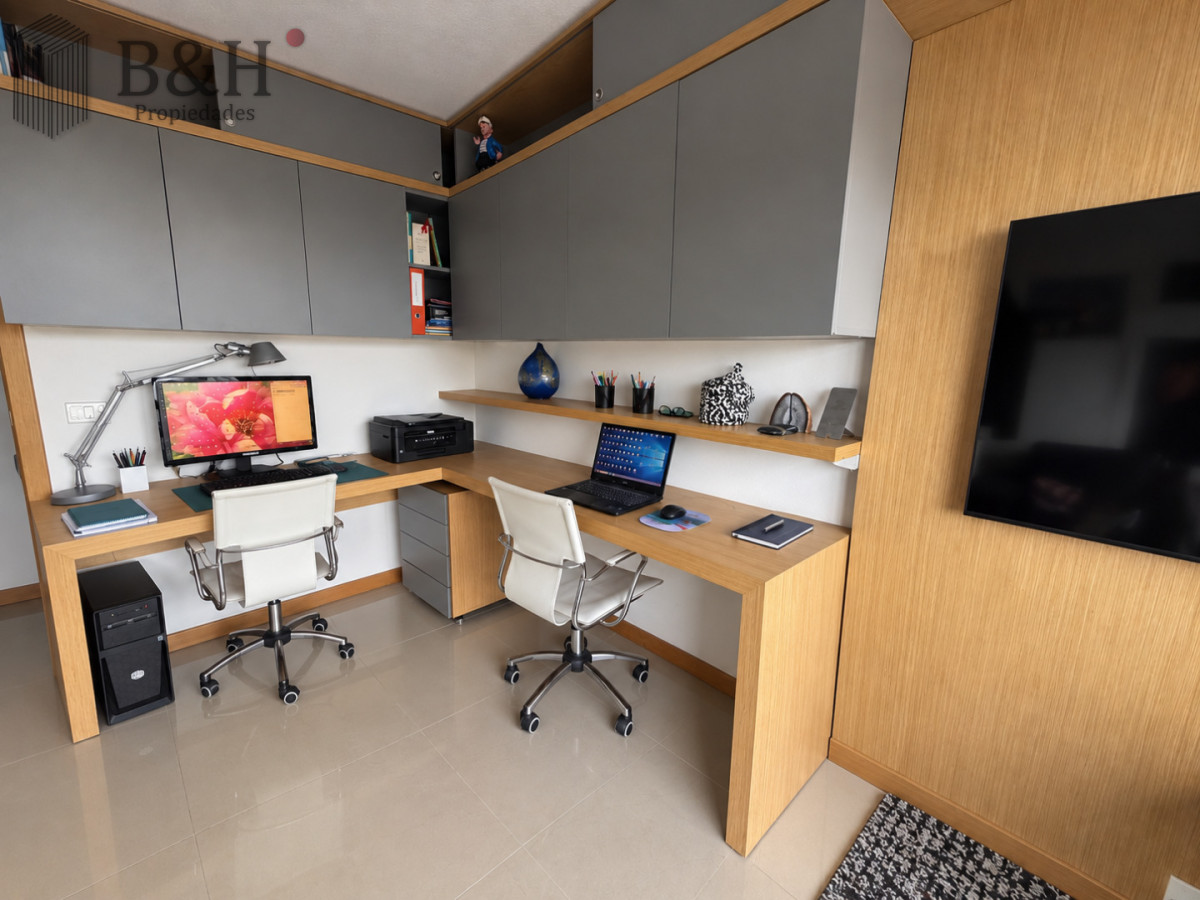 Apartamento ID.8055 - Apartamento 3 Dormitorios Avenida Roosevelt Punta del Este Cochera