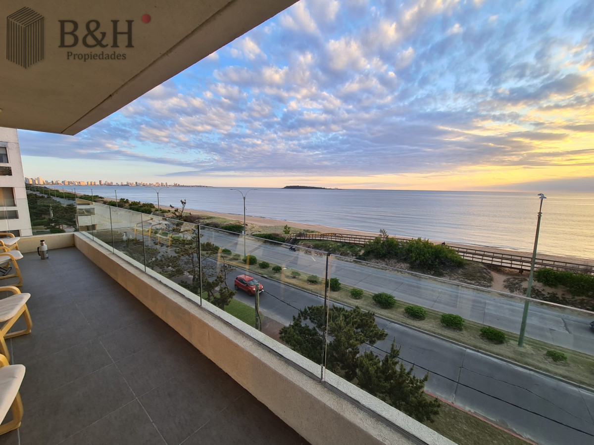 Apartamento ID.2189 - Apartamento en alquiler Anual primera linea de la mansa