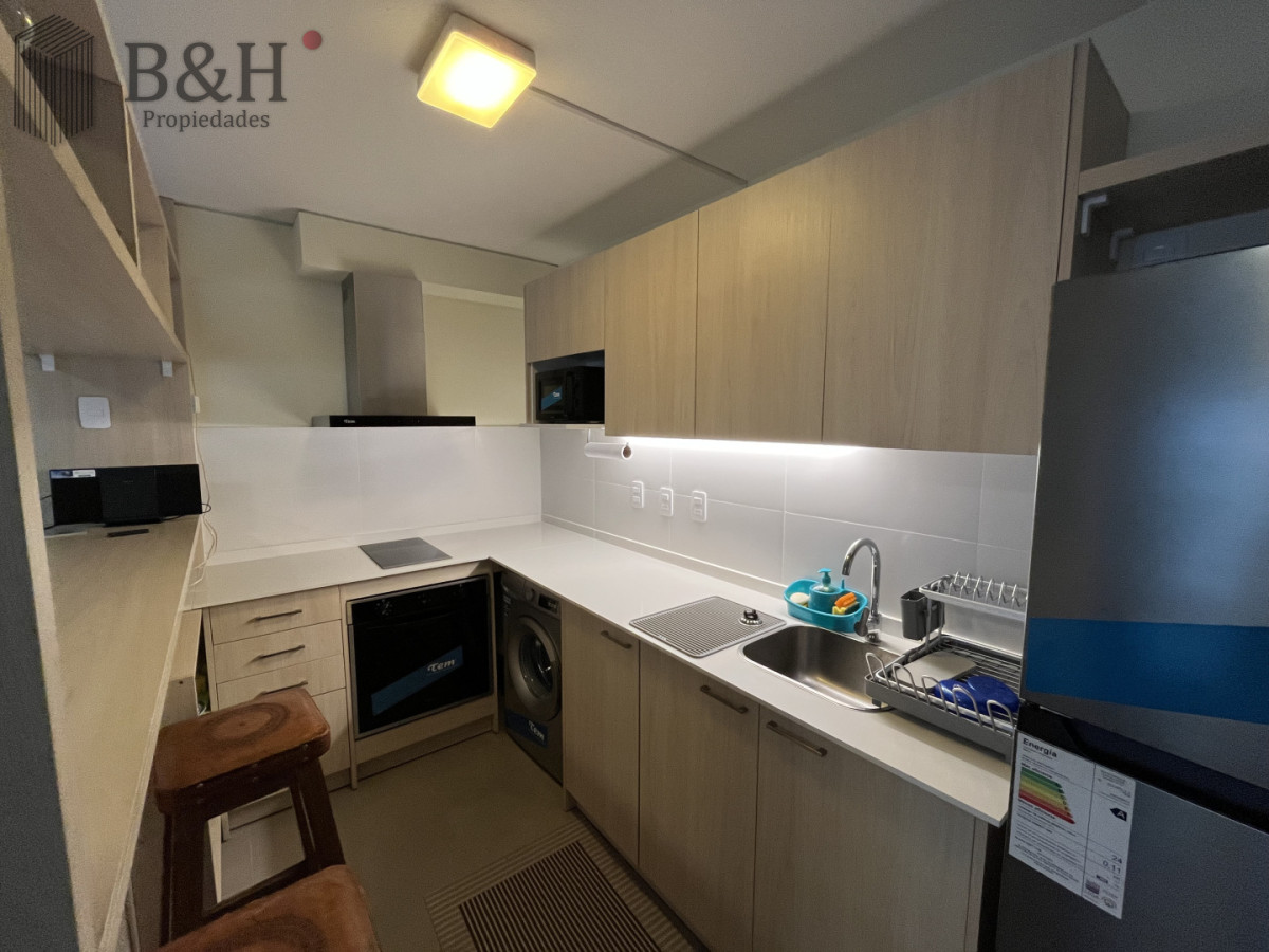 Apartamento ID.7022 - Monoambiente en alquiler con Garaje - Cerca de Atlántico Shopping