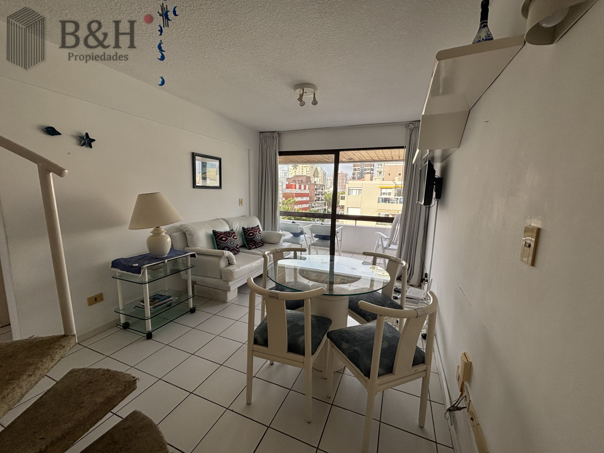 Apartamento ID.4096 - Apartamento de 2 dormitorio - En Península con parrillero exclusivo en la terraza