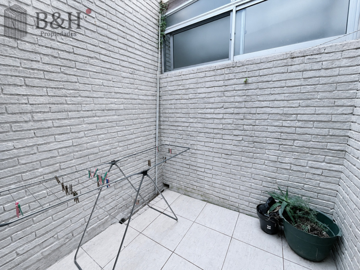 Apartamento ID.7462 - Alquiler Apartamento 1 Dormitorio Con Garaje En Península ALQUILER ANUAL