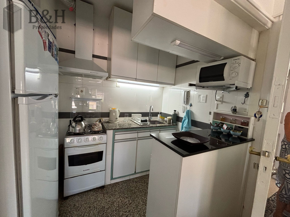 Apartamento ID.4602 - Apartamento de 2 dormitorios en venta, Península - Punta del Este