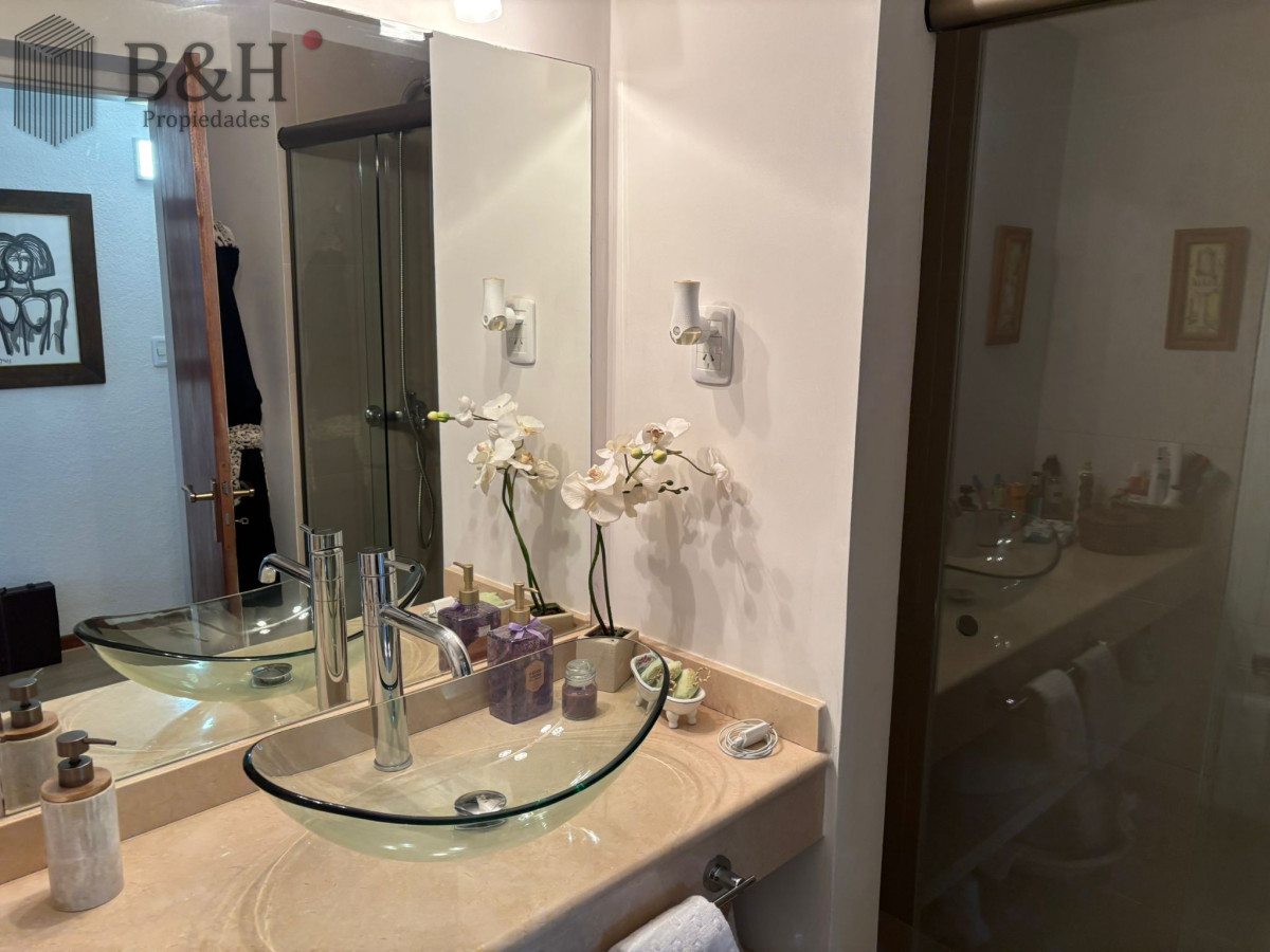 Apartamento ID.5999 - Apartamento de 2 dormitorios en alquiler temporal, Punta del Este 
