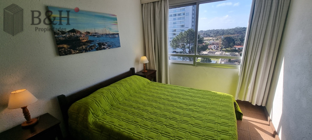 Apartamento ID.3312 - Amplio apartamento hermosas vistas 