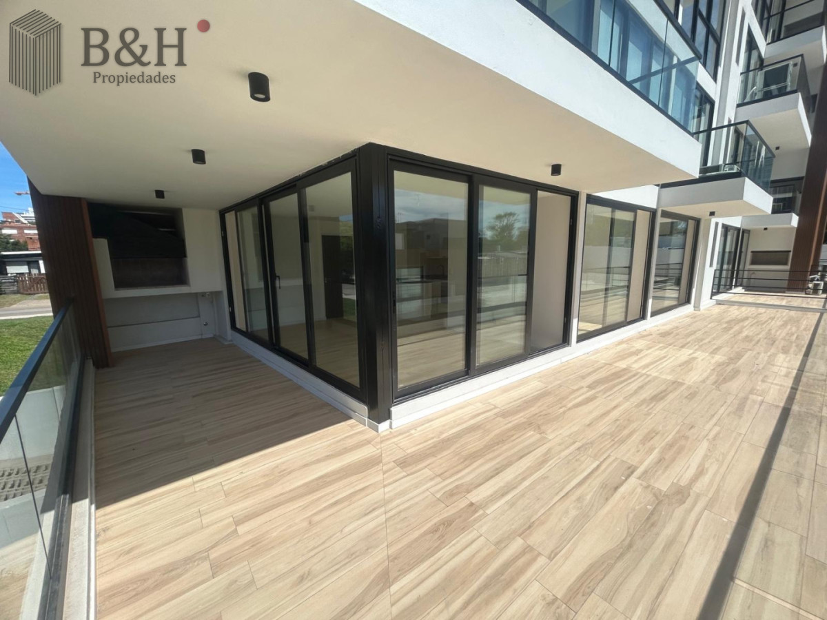 Apartamento ID.6782 - Hermoso apartamento en venta 2 dormitorios y 2 baños a estrenar 