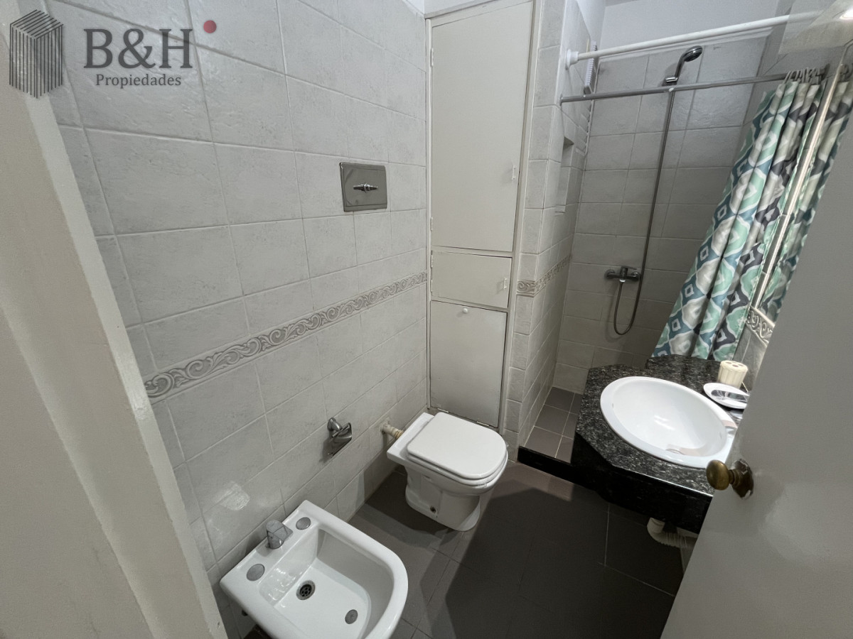 Apartamento ID.7263 - Apartamento en Península en Alquiler Anual con garaje