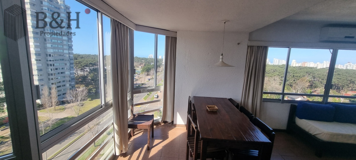 Apartamento ID.3312 - Amplio apartamento hermosas vistas 