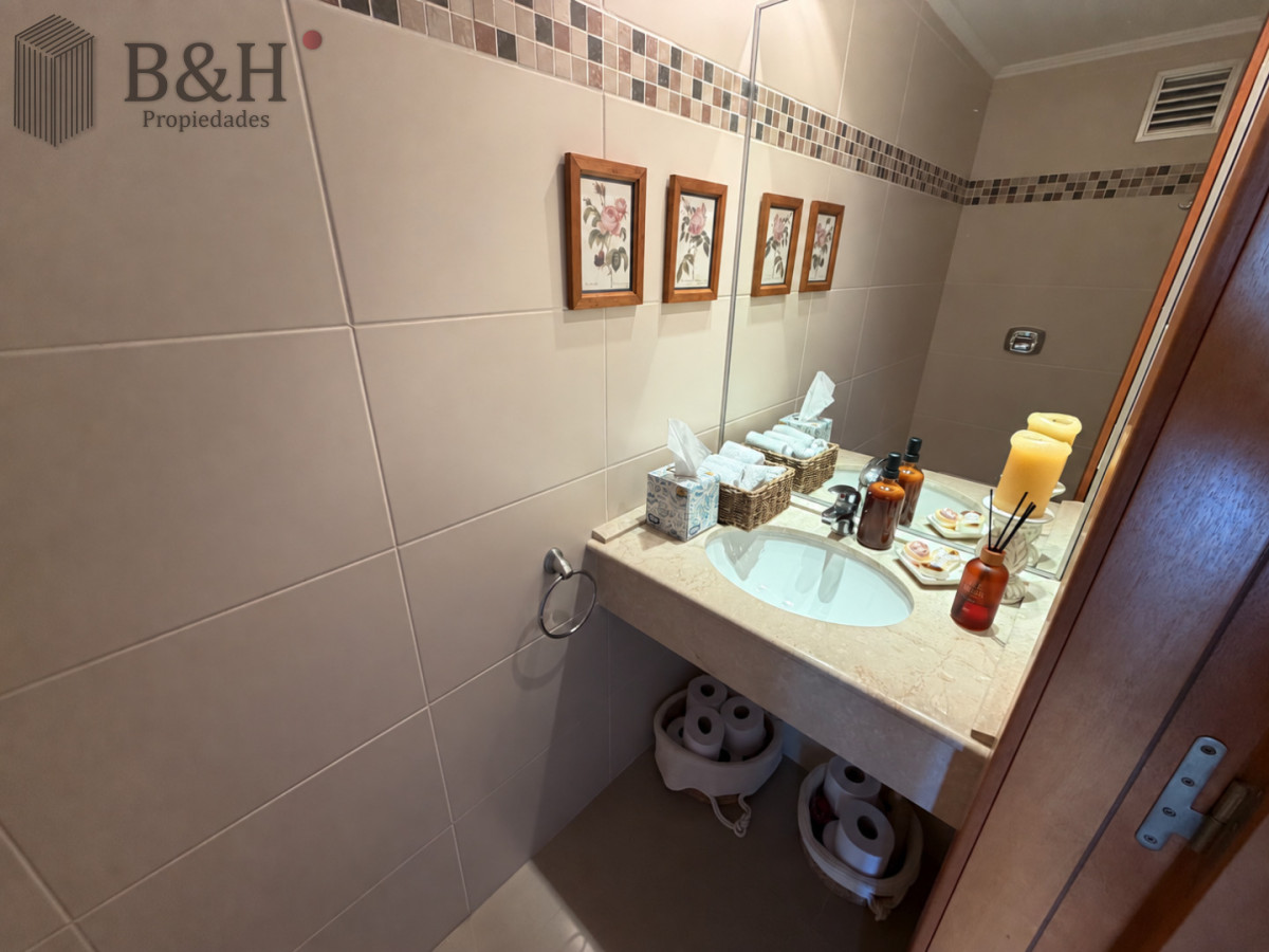 Apartamento ID.8055 - Apartamento 3 Dormitorios Avenida Roosevelt Punta del Este Cochera