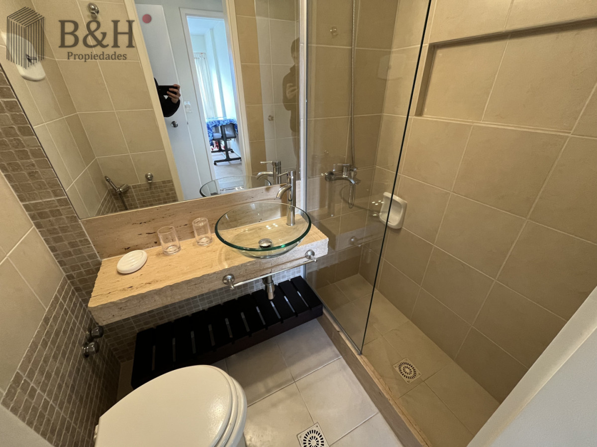 Apartamento ID.7974 - Venta Apartamento de 3 dormitorios + dep Vista al Mar en Playa Brava