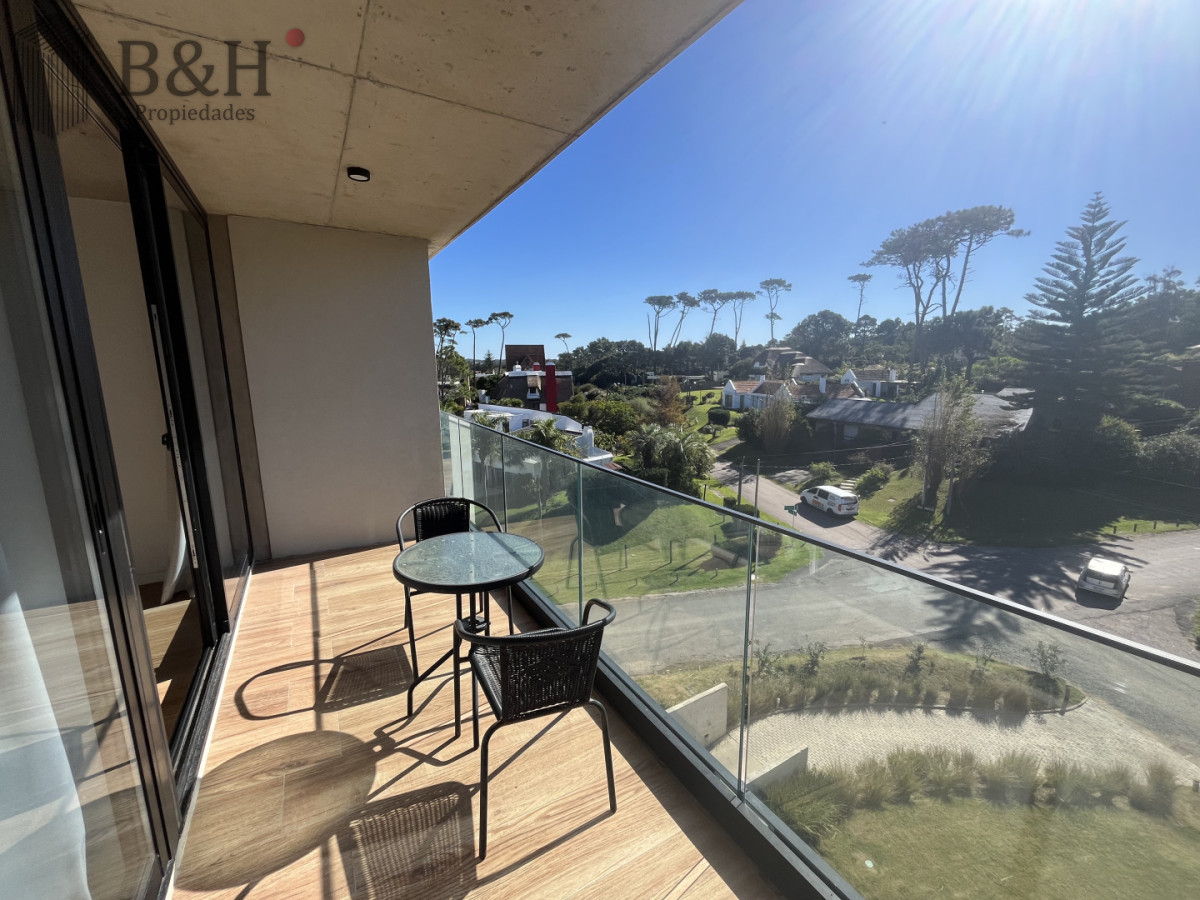 Apartamento ID.7119 - Apartamento de 2 dormitorios con vista al Mar en alquiler - Playa Mansa