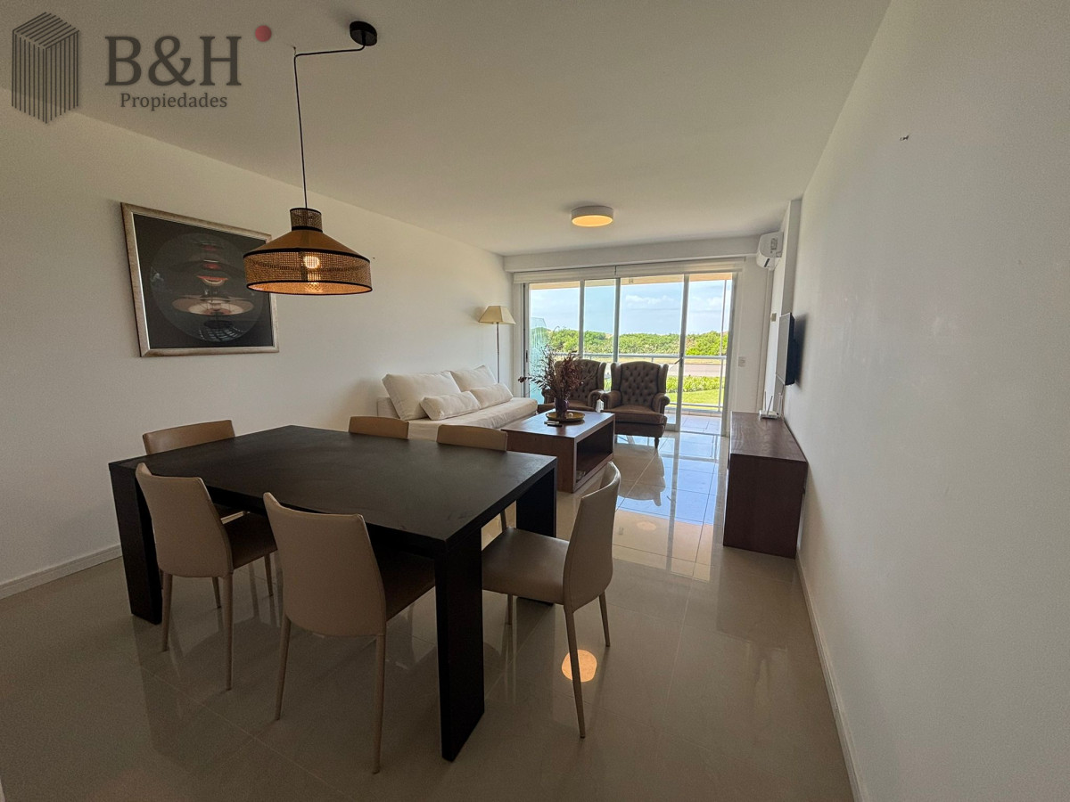 Apartamento ID.4152 - Excelente apartamento de 3 dormitorios en suite - Parada 30 de la Brava 