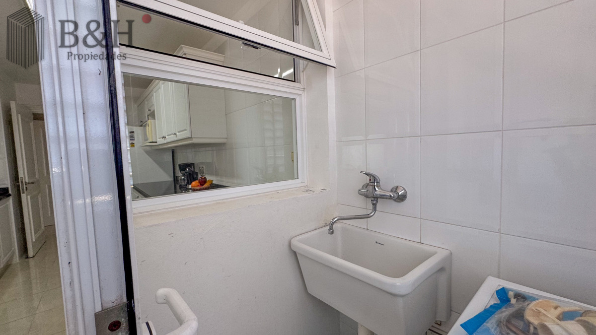 Apartamento ID.4809 - Apartamento de 3 dormitorios a la venta y en alquiler anual - Punta del Este 