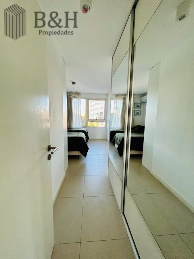 Apartamento ID.3412 -  Apartamento en  - Punta del Este. Zona Mansa a 50mts del mar