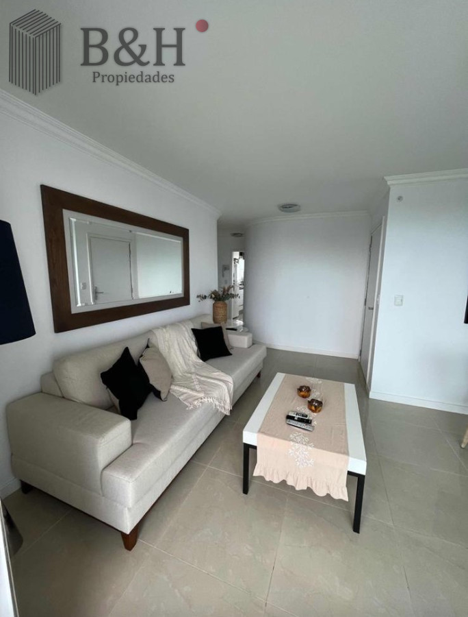 Boulevard Artigas - GoPunta - Portal Inmobiliario de Punta del Este - Maldonado