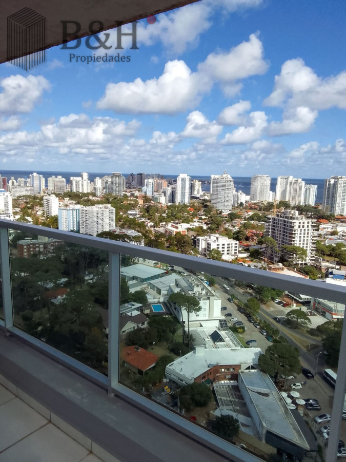 Apartamento ID.1979 - Agradable Pent House de 2 dormitorios con gran vista al mar